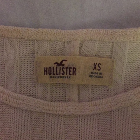 Hollister long sleeve shoulder cut out shirt - Picture 3 of 4